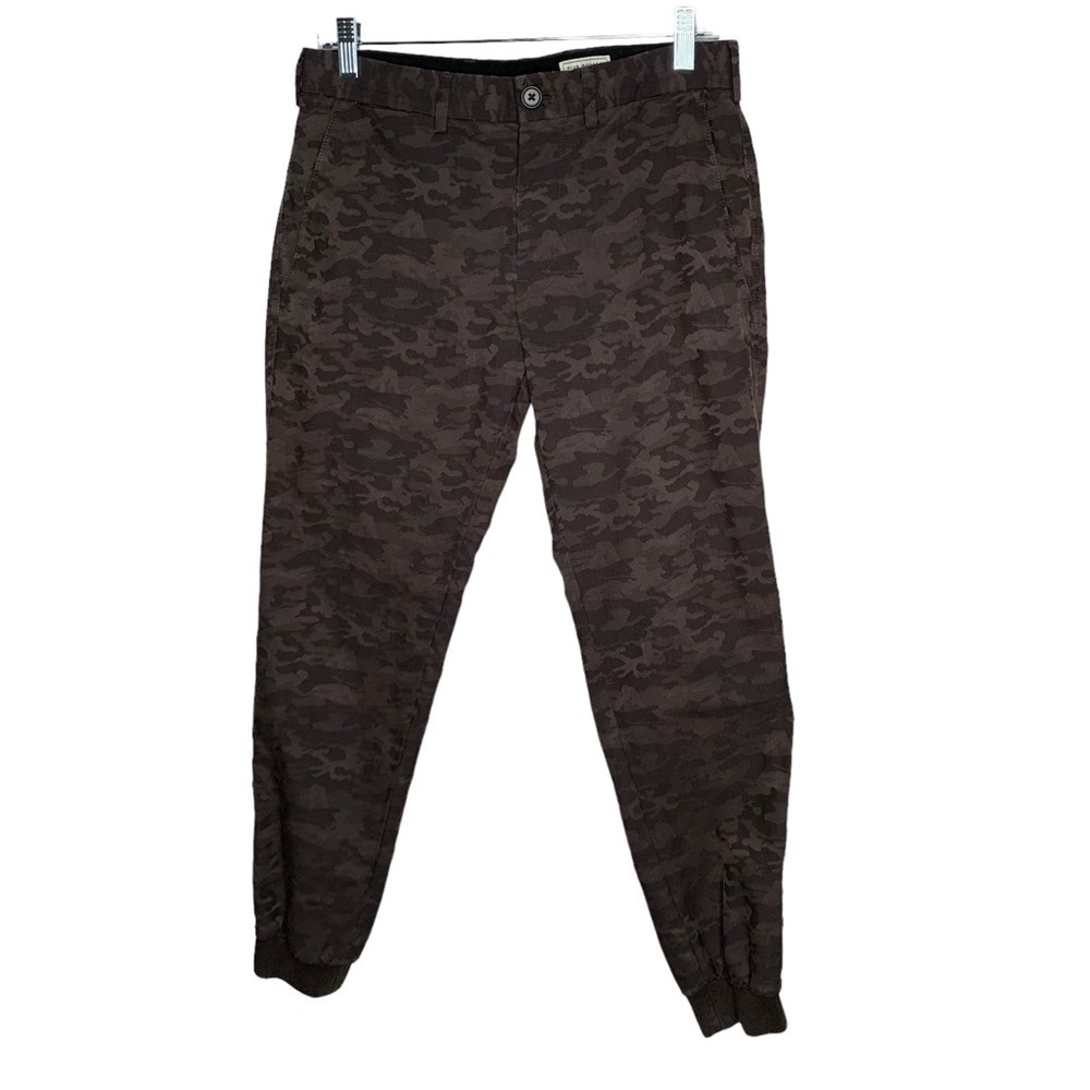 Club Monaco Women’s Camouflage Jogger Style Pants Size 28/32 Casual